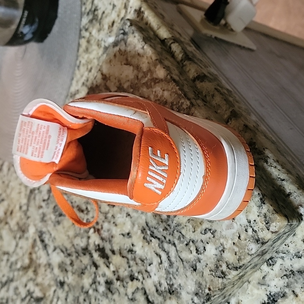Shoes - Picture 4 of 4